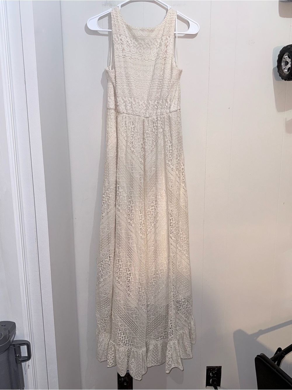Solitaire by Ravi Khosla Cream Crochet Lace High-Low Maxi Dress M EUC - Picture 2 of 3